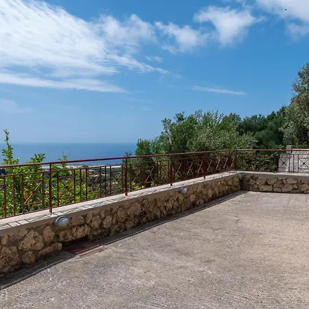 Semesterbostad Ionian Mare Lakíthra