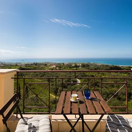 Ionian Mare Tatil Evi *